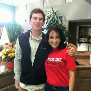 Meet your Posher, Renee